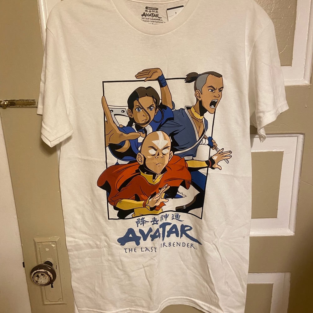 BRAND NEW Mens Avatar The Last Airbender Short Sleeve Tee ‼️